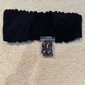 Hollister bikini top. Size M